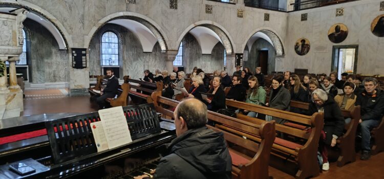 Adventsliedersingen Adventsliedersingen